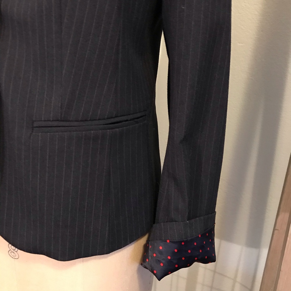 Jacket - Picture 3 of 4